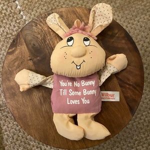 ♥️💙Vintage 1980s Wilbur 'Yours No Bunny' Bean Bag Doll - Collectible